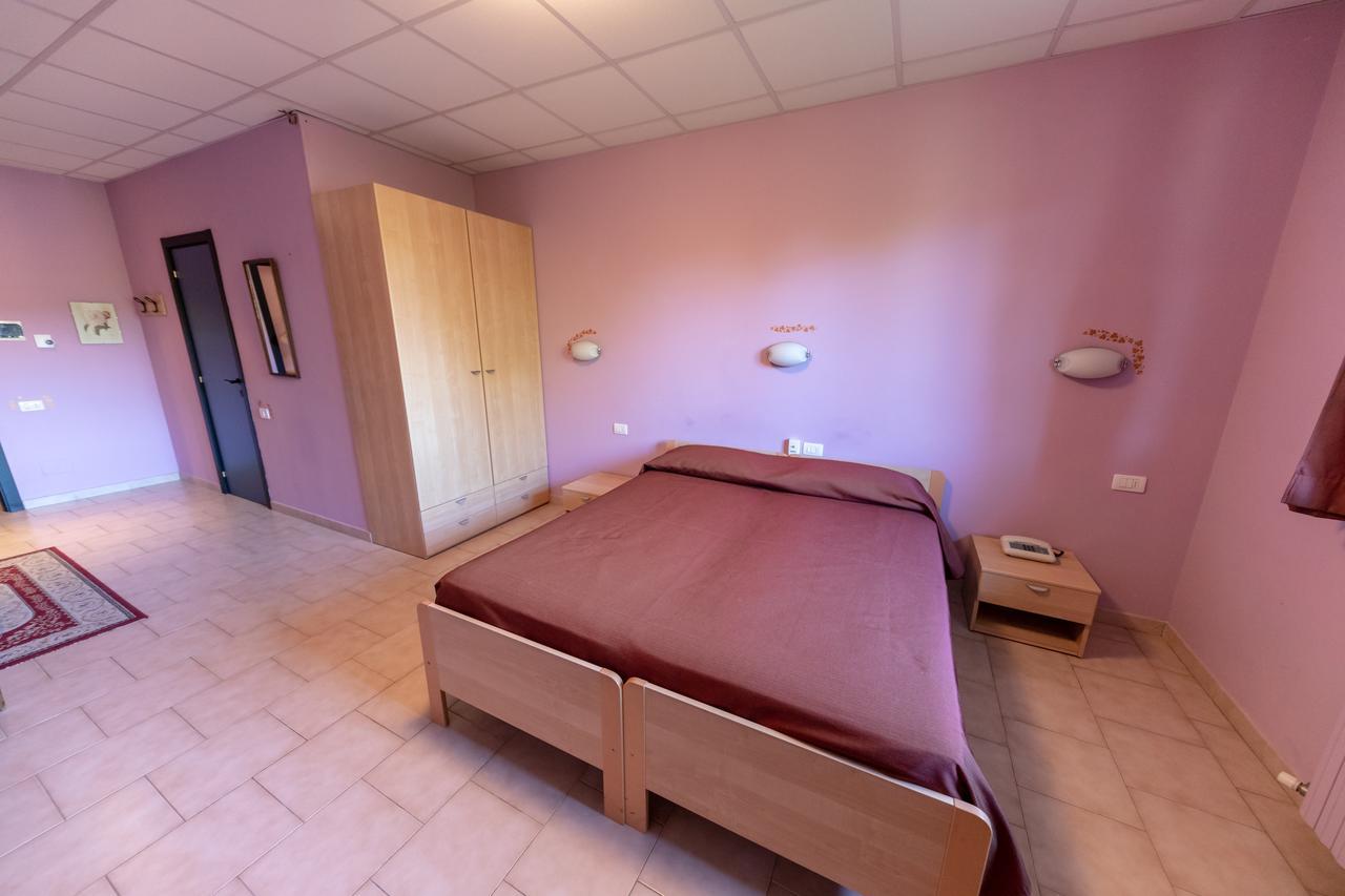 Albergo Dei Gelsi Mondovì Exteriör bild